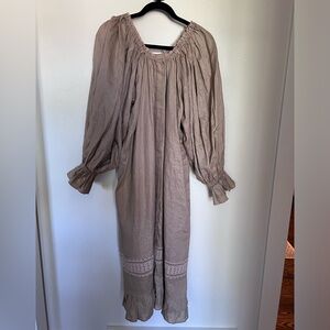 NWOT Beautiful, detailed 100% linen dress sz S/M